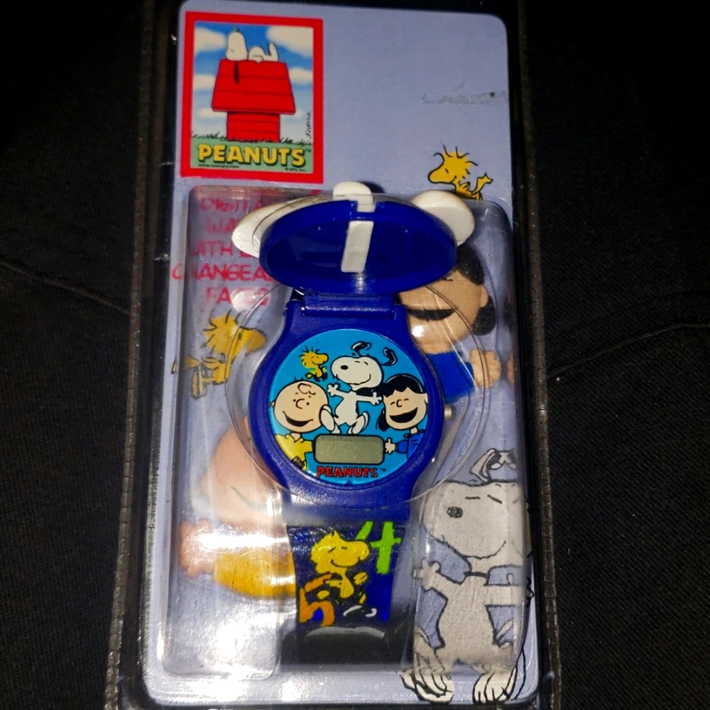 Peanuts digital watch
